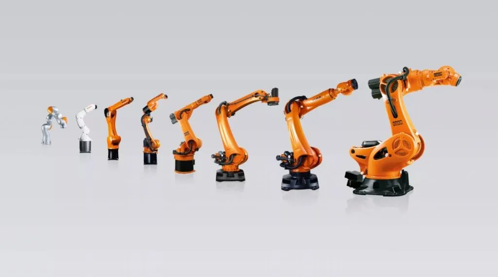 Роботы KUKA.jpg