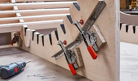 Горизонтальный зажим с открытым плечом и горизонтальным основанием STC-HH /40