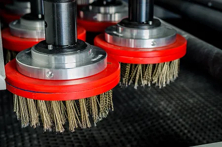 Станок для снятия окалины, грата, заусенцев и скругления кромки