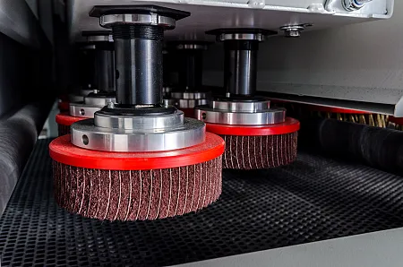 Станок RWT BSM RDDR для удаления грата, заусенец  со скруглением кромок, удаления оксидной пленки и финишной обработки детали