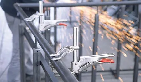 Струбцина с захватом для зажима труб GRZRO 110/65