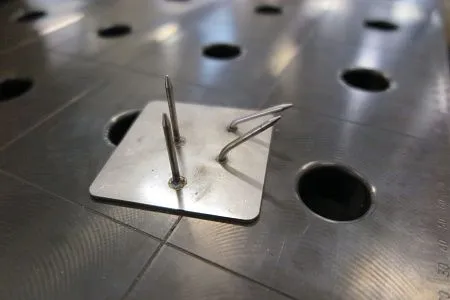 Гвоздь приварной изоляционный нержавеющий