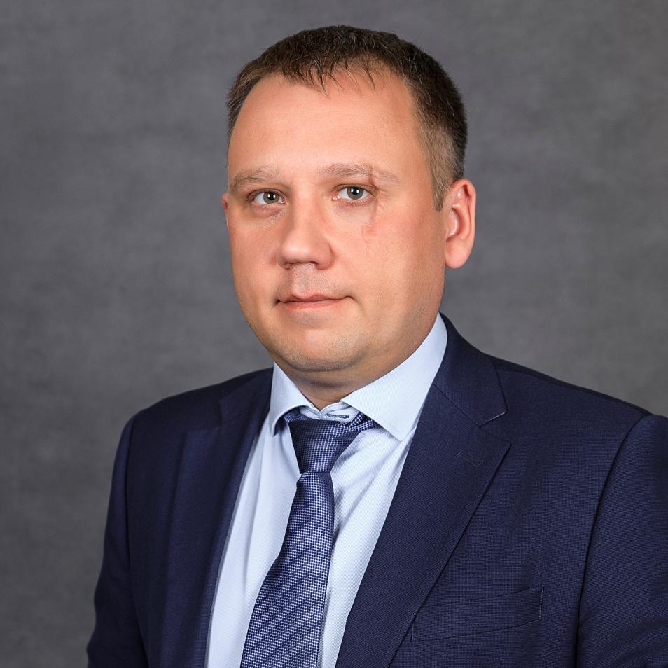 Владислав Дежур