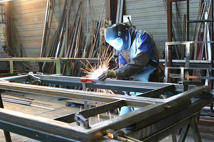 Production of metal structures