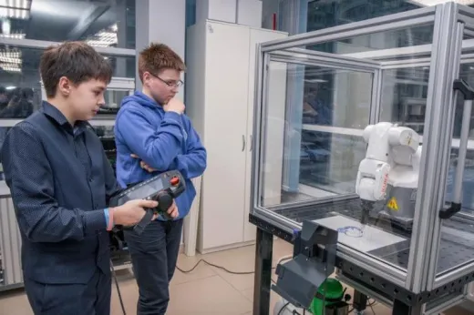 Учебный класс по робототехнике в Детском технопарке «Кванториум Фотоника» г. Пермь