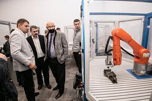 Лаборатория промышленной робототехники в Государственном университете аэрокосмического приборостроения г. Санкт - Петербург